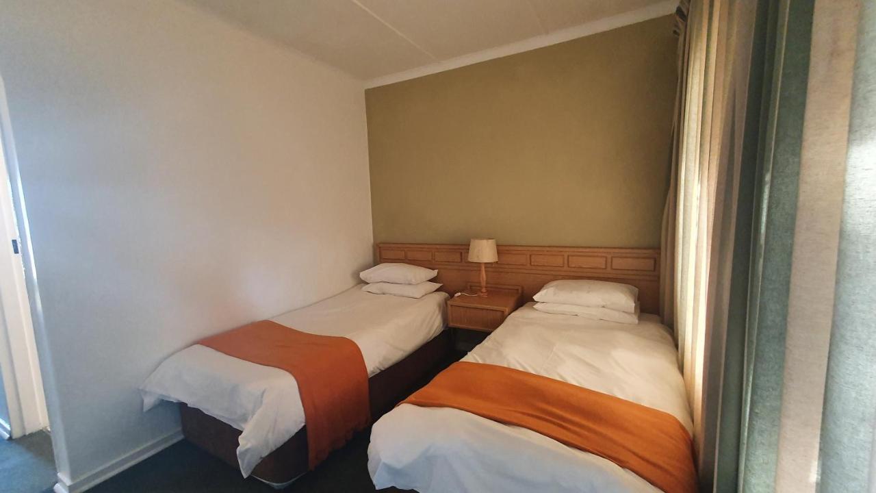 Mountain View International By Bon Hotels Mbabane Bagian luar foto