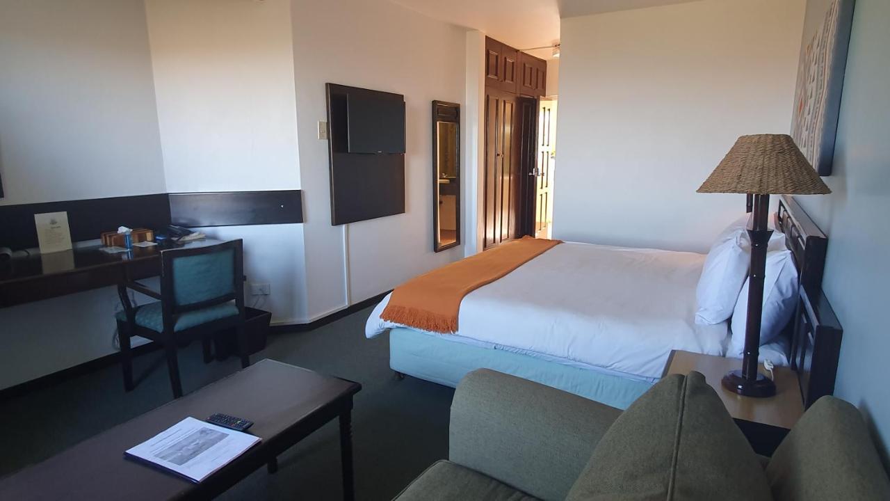 Mountain View International By Bon Hotels Mbabane Bagian luar foto