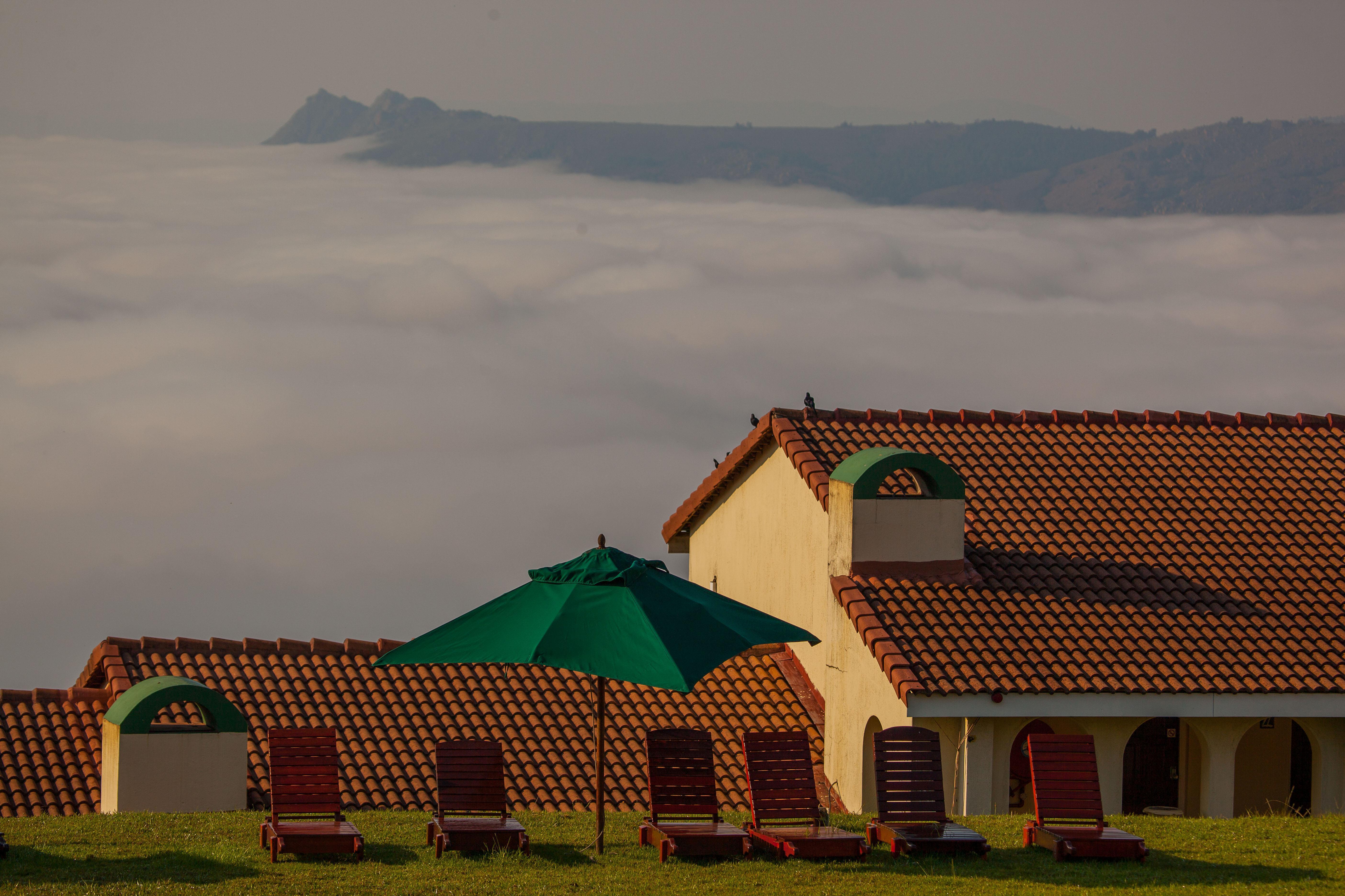 Mountain View International By Bon Hotels Mbabane Bagian luar foto